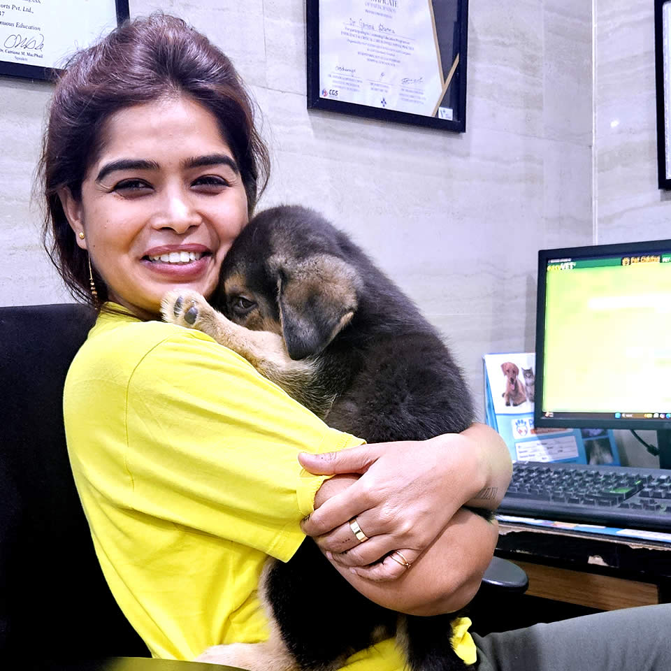 Dr. Garima, Pet Chikitsa